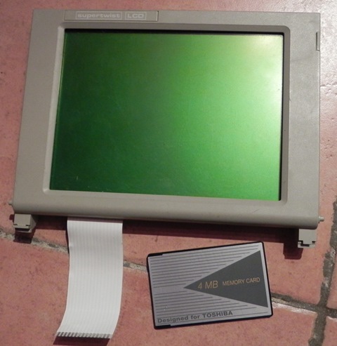 Merci à Razzmoket (25) pour son écran pour Amstrad PPC et sa carte mémoire pour Toshiba