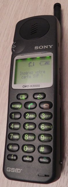Mon premier téléphone portable : le CMD-X2000 de SONY (1998)