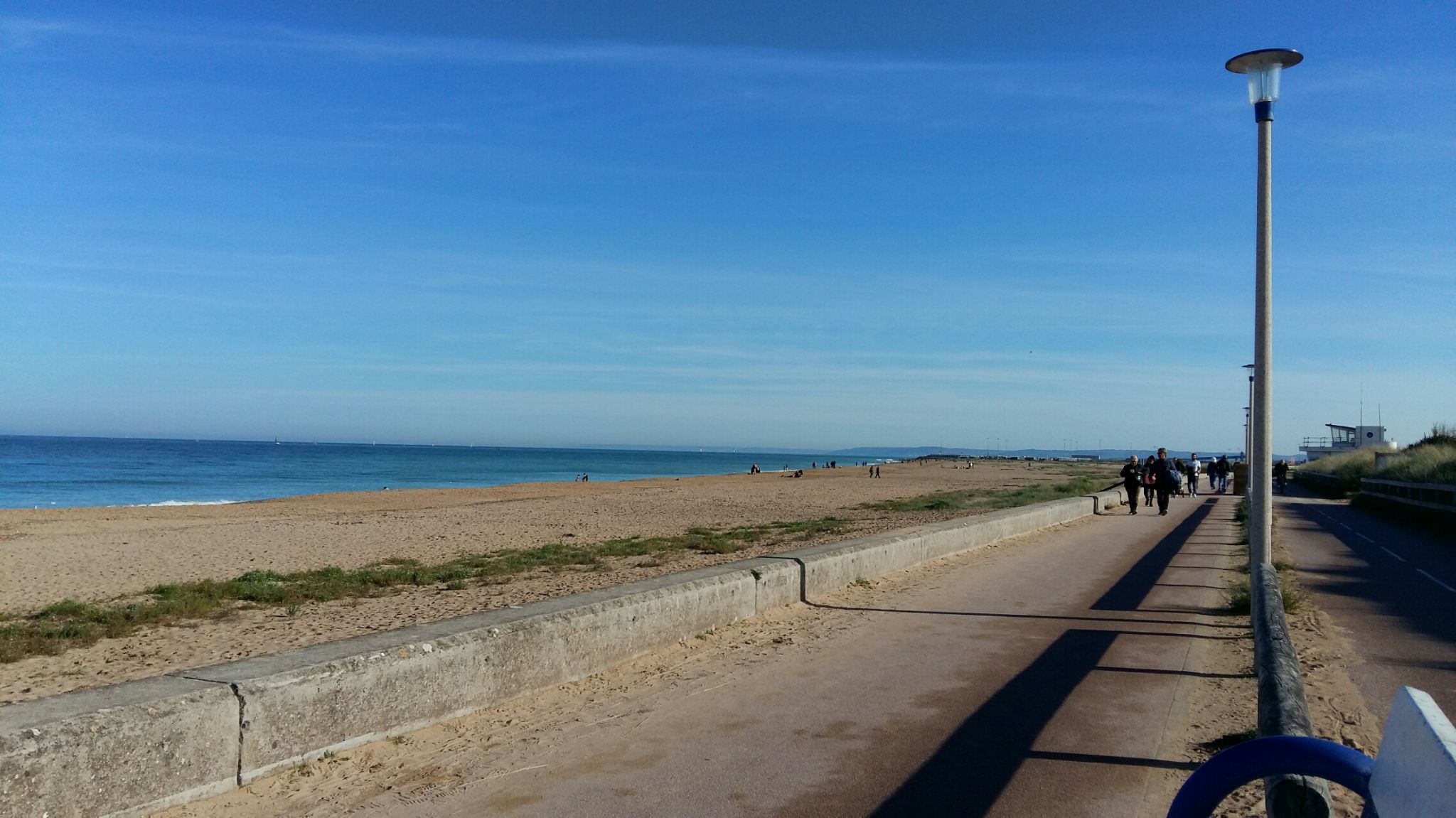 Temps magnifique sur la plage de Ouistreham pour un mois de novembre